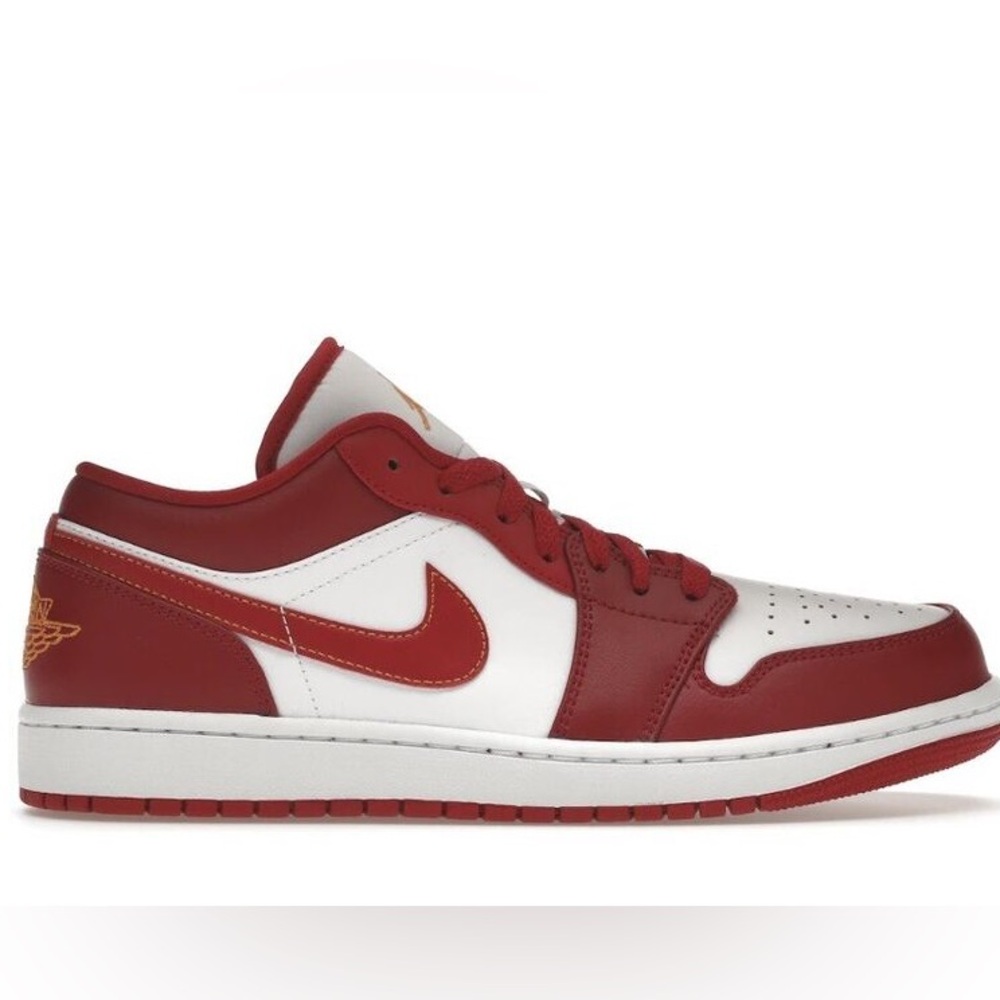 Air Jordan 1 Low Shoes - red/white